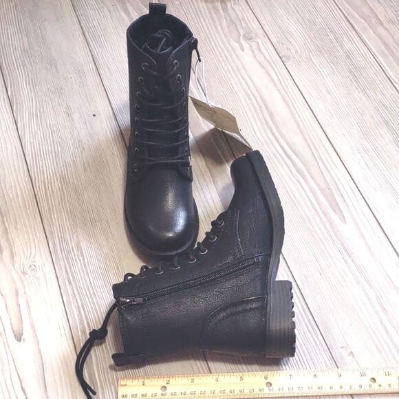 (56-1447) Amazon Essentials Women's Lace-Up Combat Boot Sz 5 - Picture 5 of 11